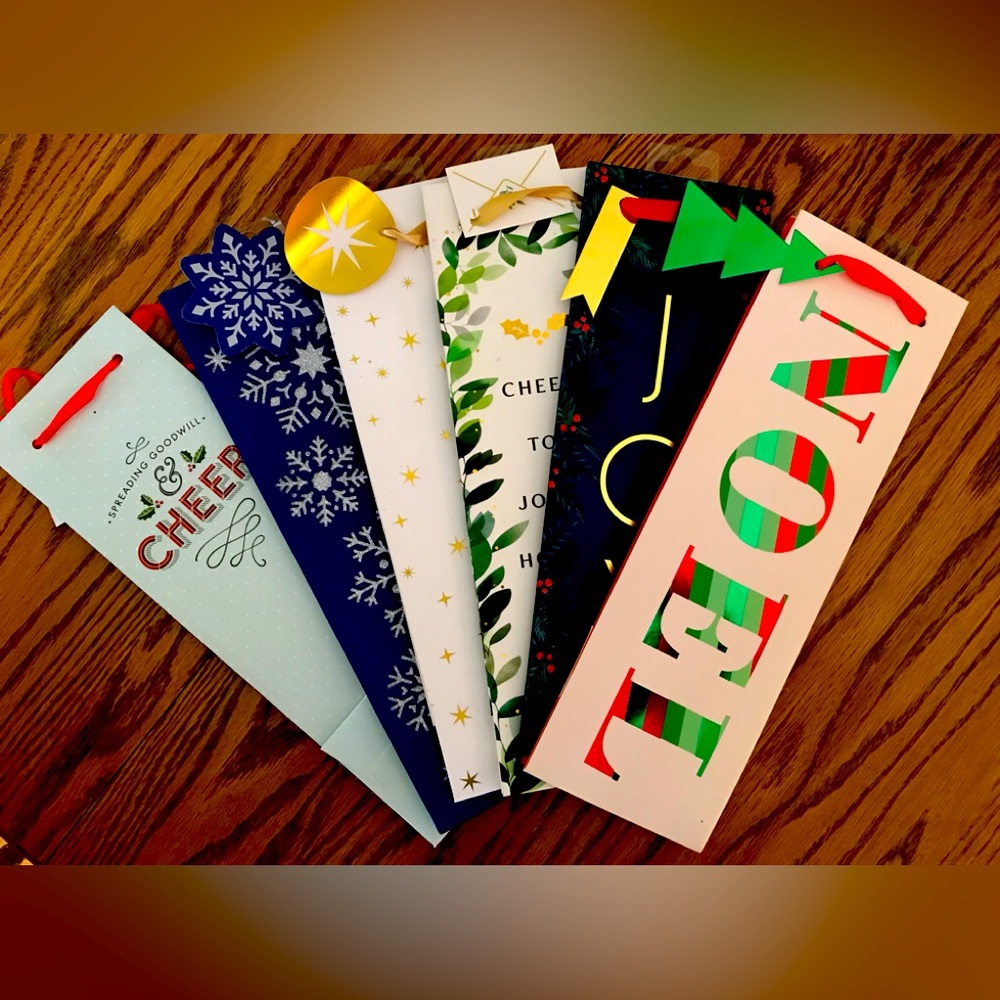 6 Holiday Wine/Bottle Gift Bags